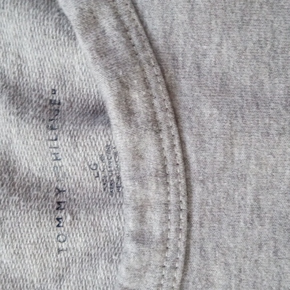 Men's Tommy Hilfiger sweatshirt - Picture 3 of 8